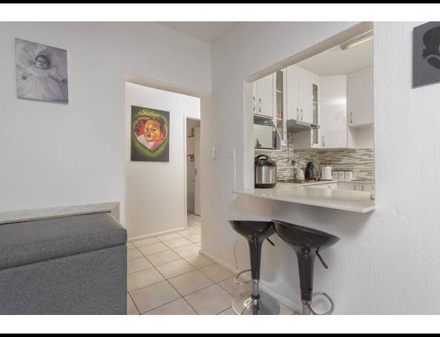 2 BEDROOM TOWNHOUSE FOR SALE IN BASSONIA